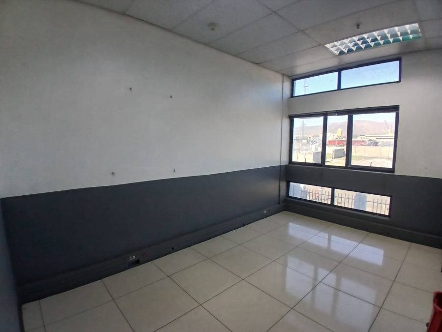 To Let commercial Property for Rent in Zinniaville North West